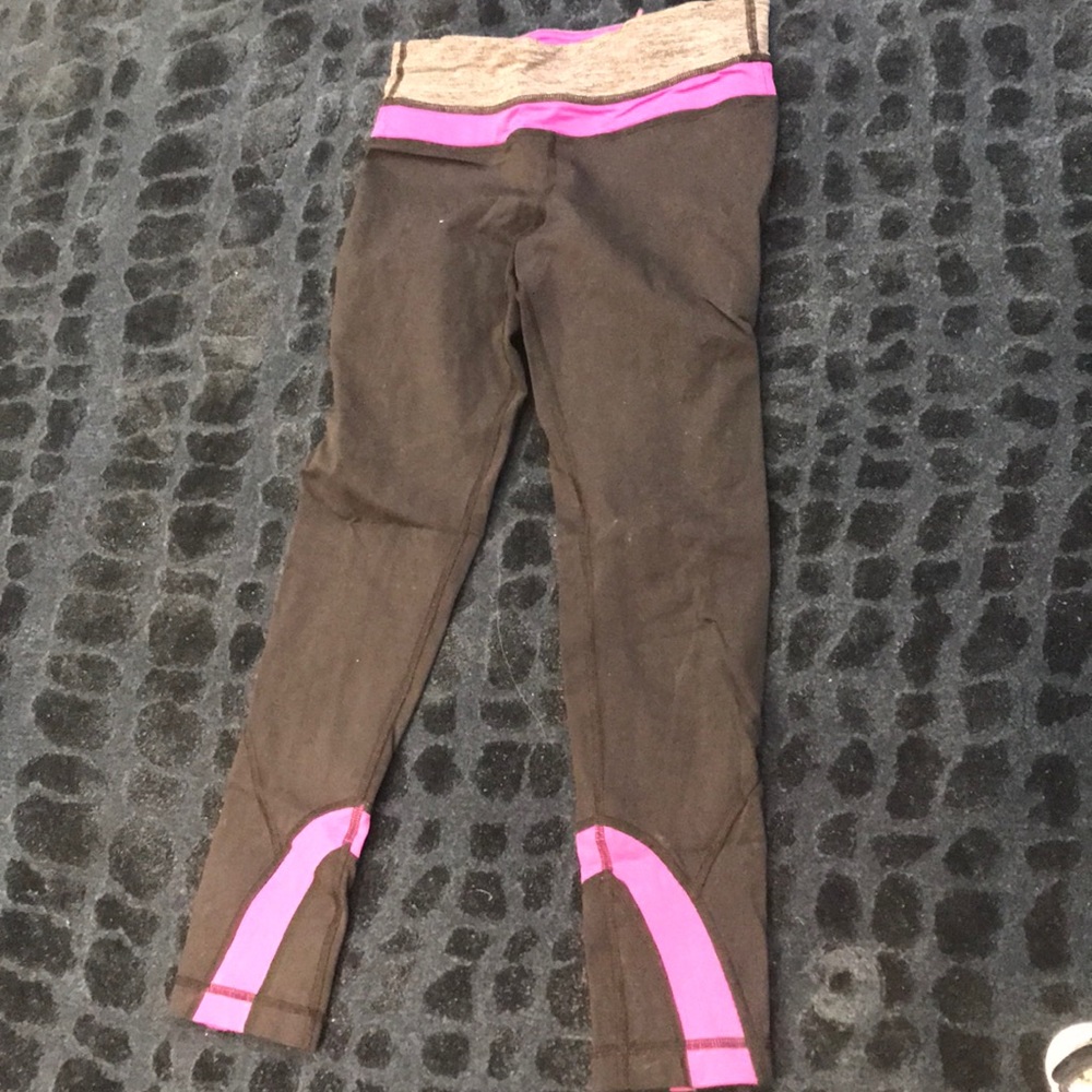 Black, grey, and pink crop leggings